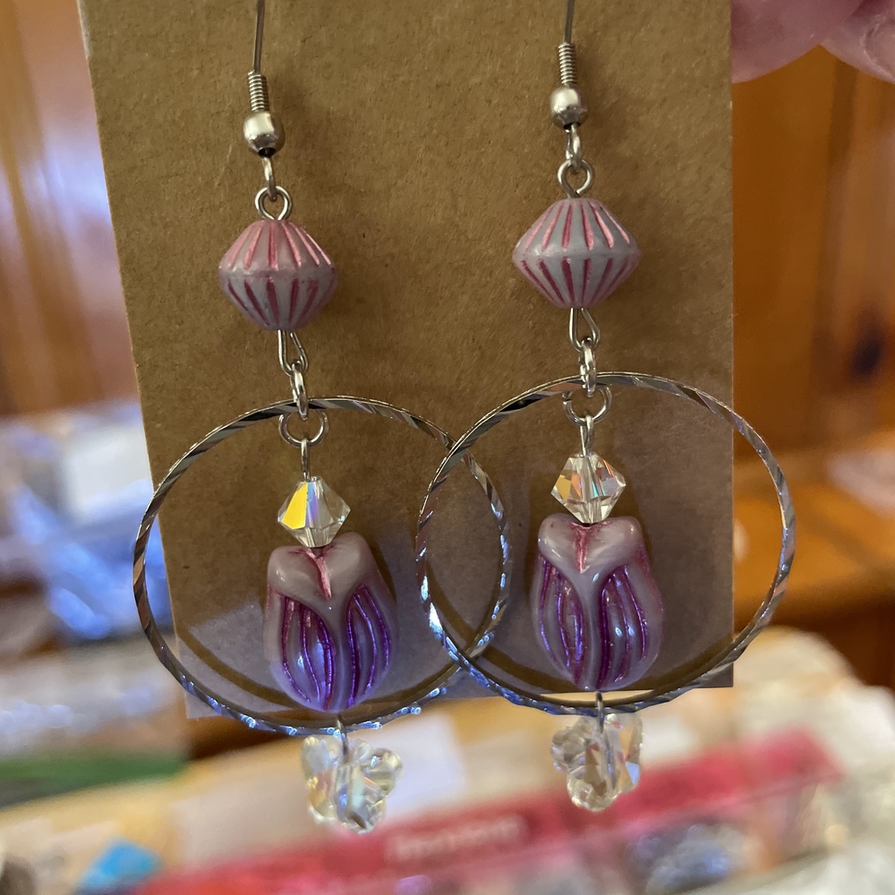Jelly's Jewelry and Boutique Handcraft Pink Tulip/Clear Butterfly Dangle Earring